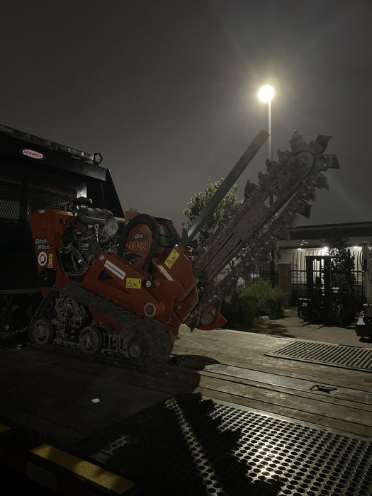 2022 DITCH WITCH C24XA