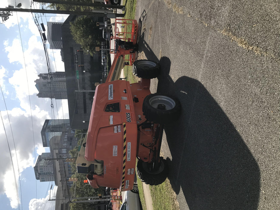 2020 JLG 600S