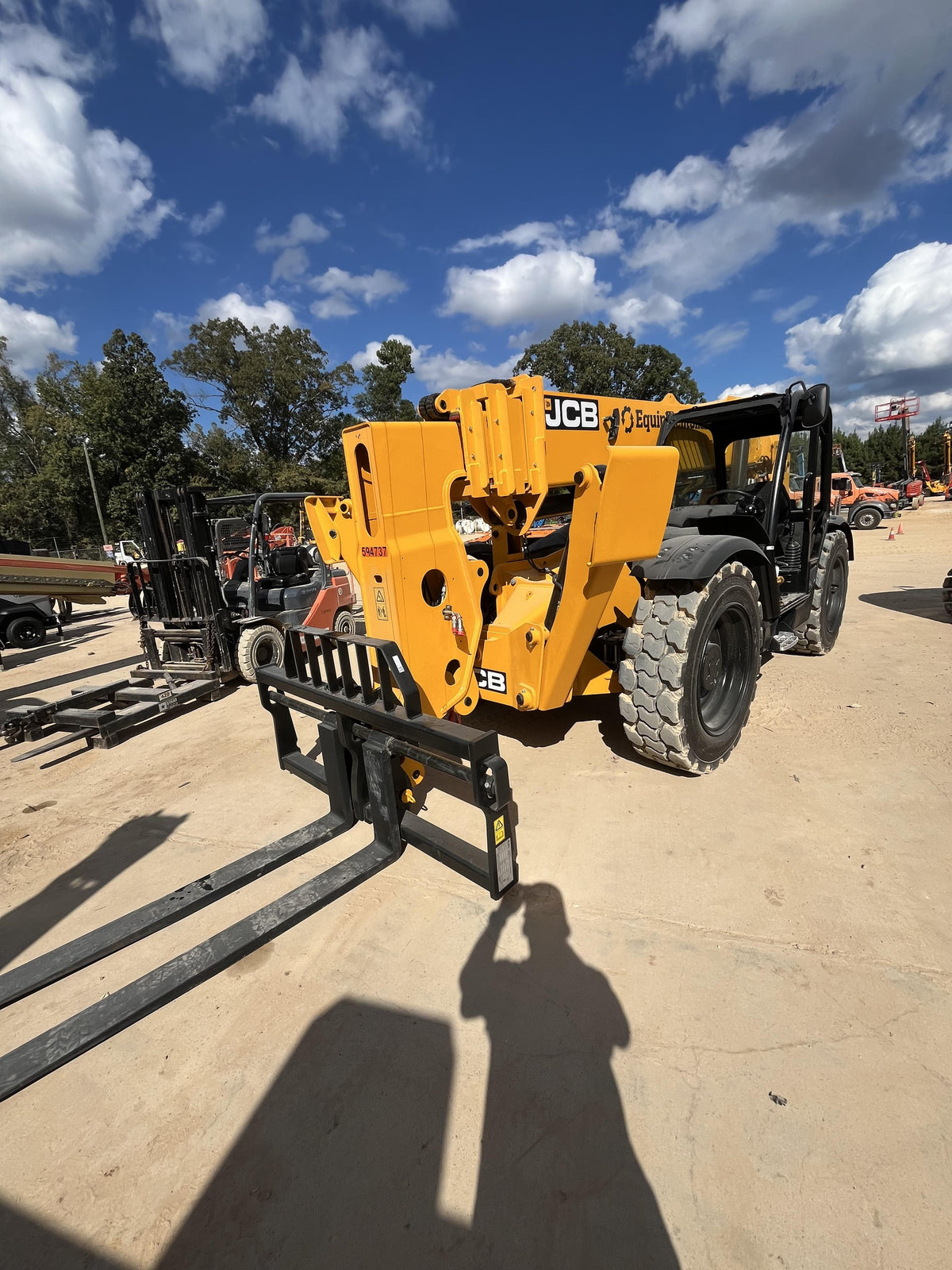 2025 JCB 512-56