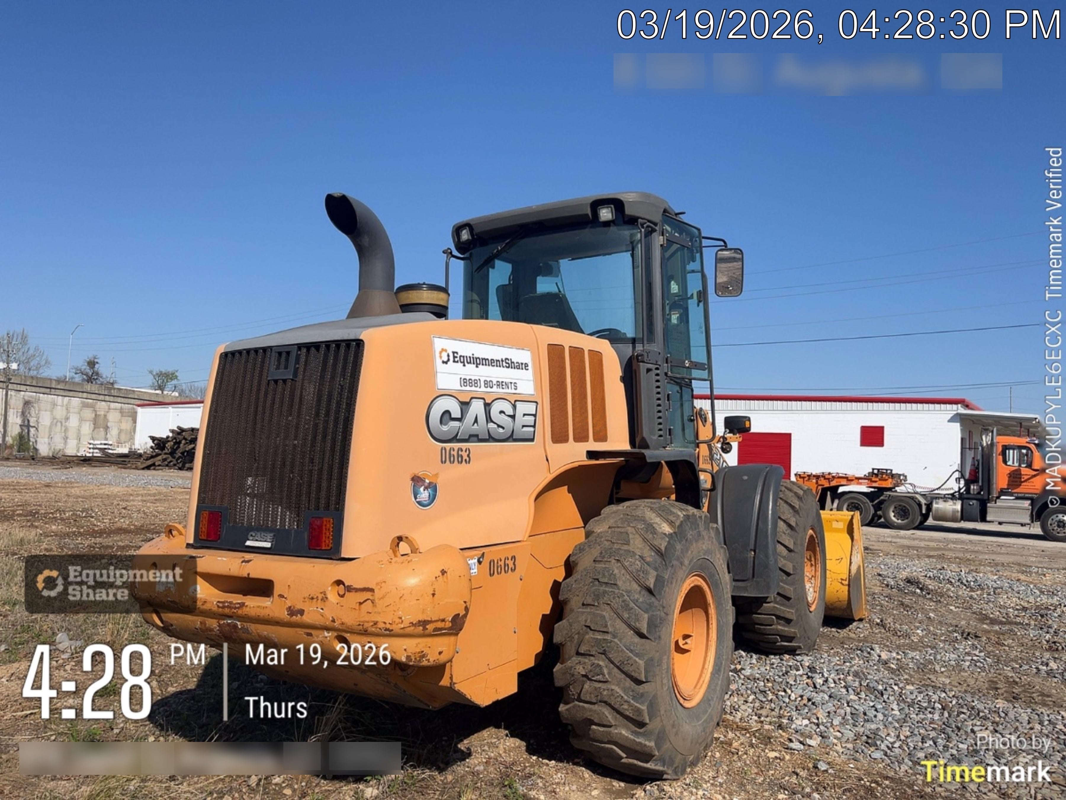 2016 Case 621F CLOSED CAB, JRB 416 STYLE HYD COUPLER