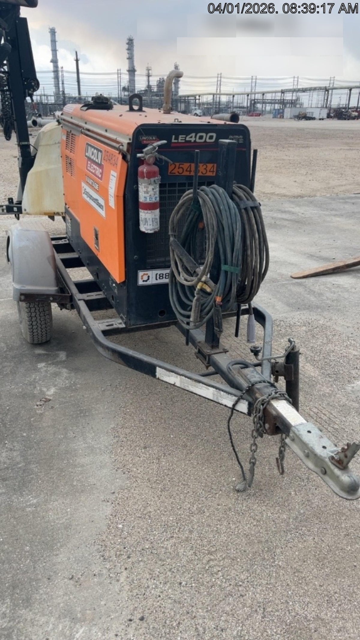 2022 Lincoln Electric LE400 Kubota V1505, Trlr, Cable Rack, Light Kit, ES Decals, T3