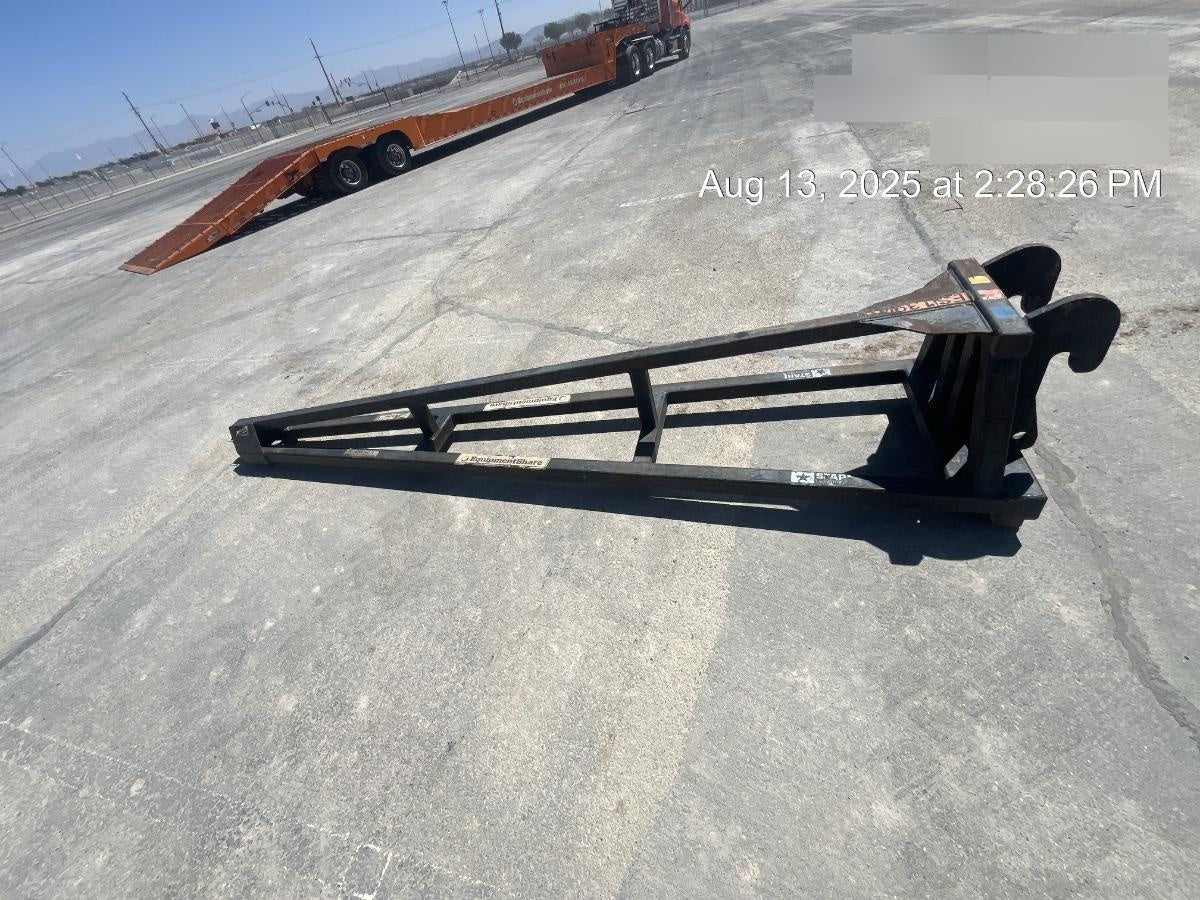 2024 JLG 100275853