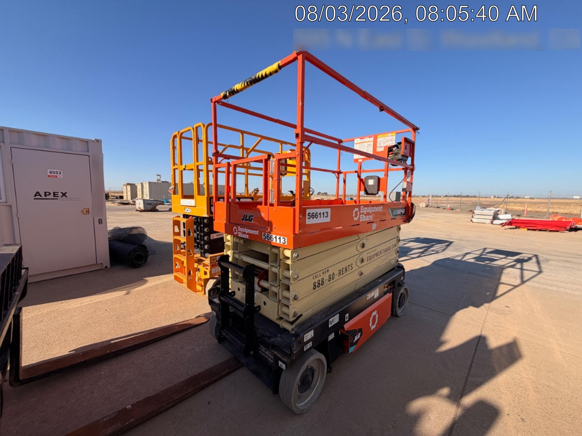 2025 JLG ES3246