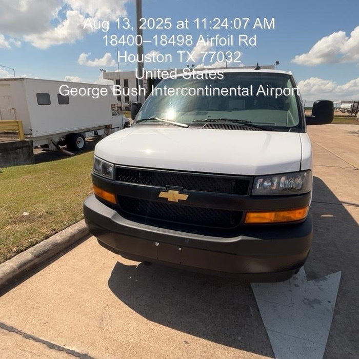 2025 CHEVROLET Express Van - Rental