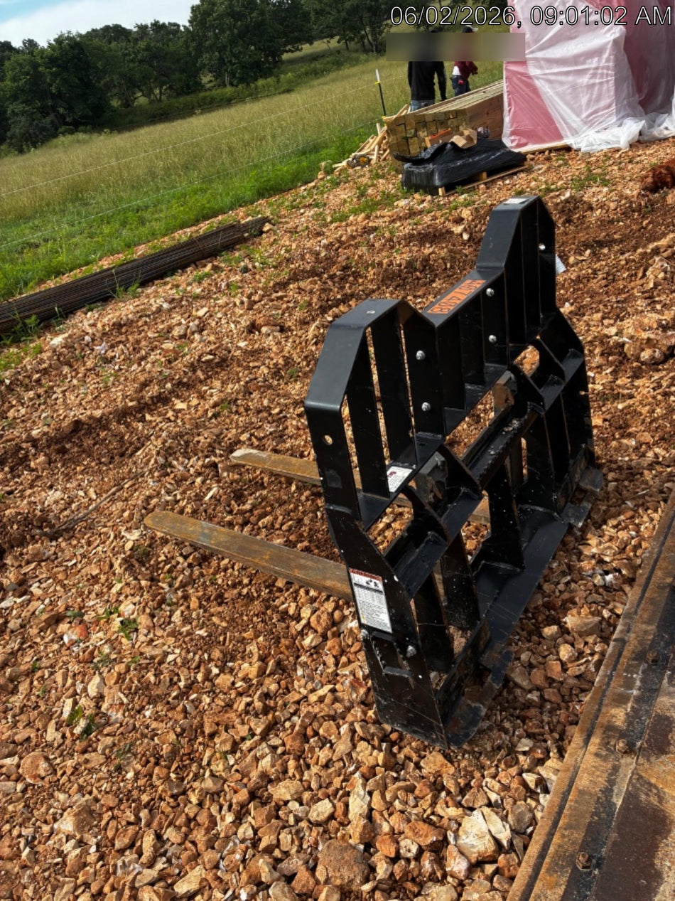 2024 VIRNIG 48" Pallet Forks - Virnig