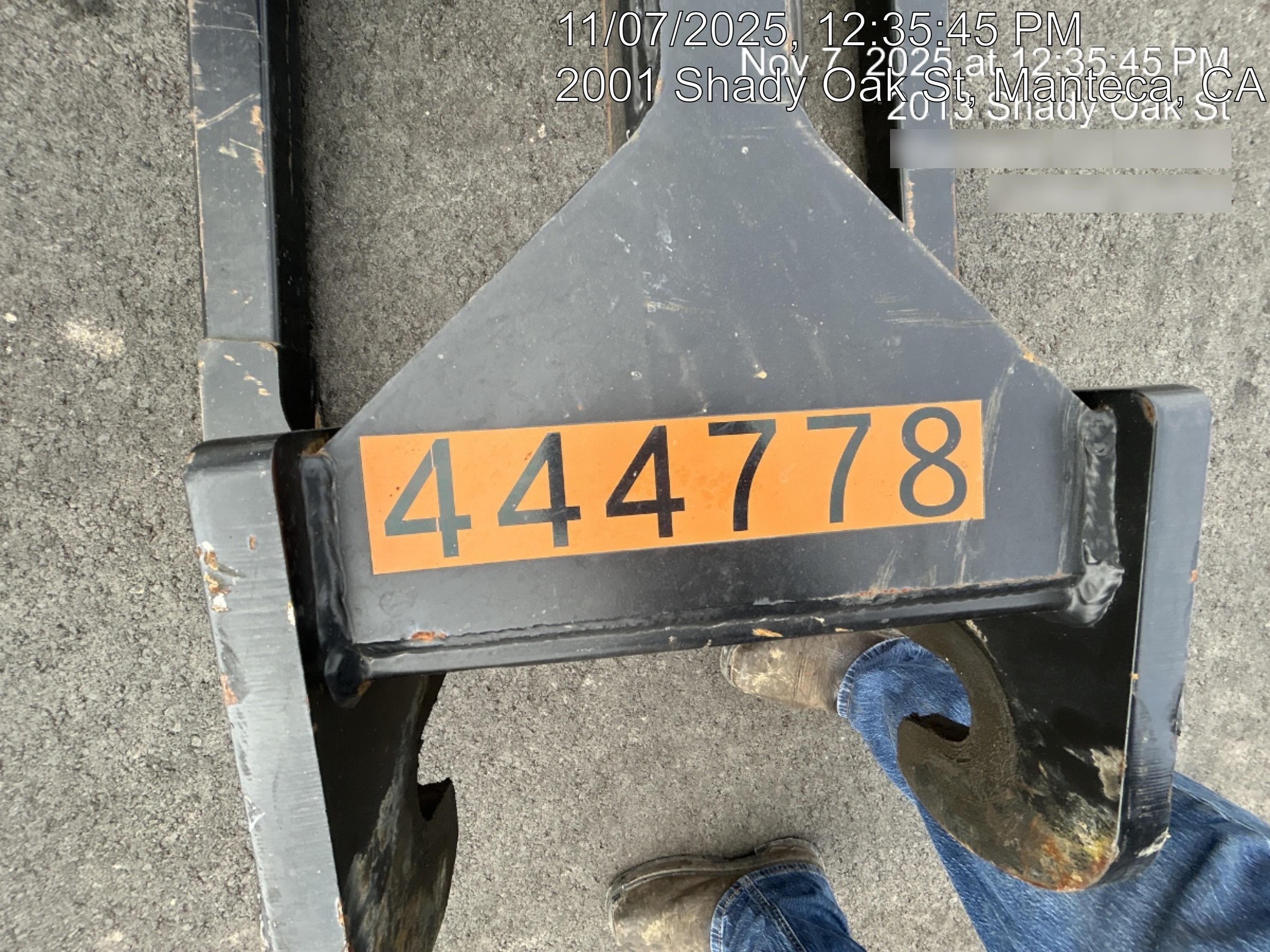 2024 JLG 1001275853