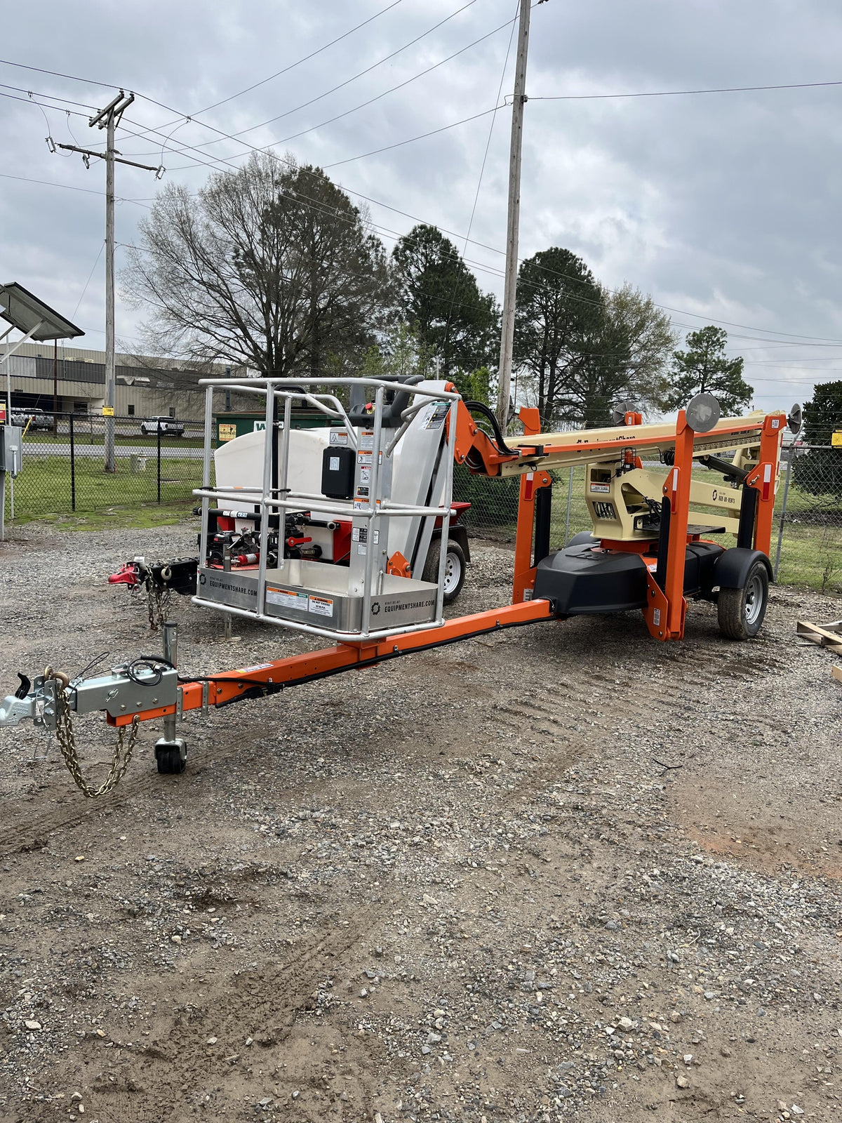 2023 JLG T500J