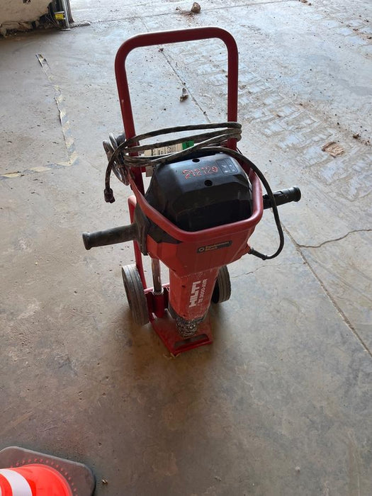 2022 HILTI TE 3000-AVR