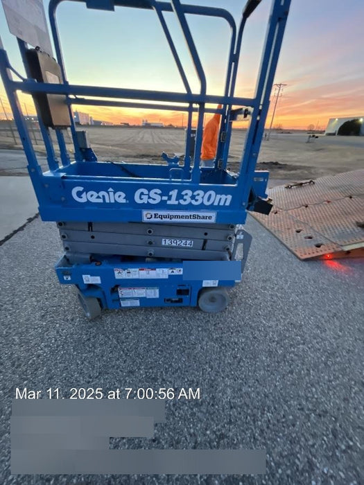 2021 GENIE GS-1330m