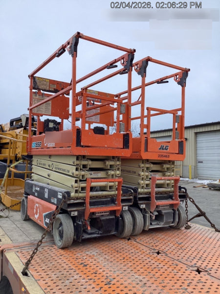 2022 JLG ES1932