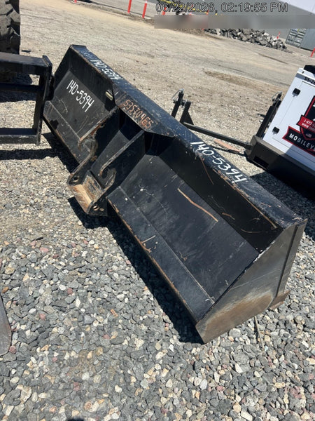 2025 JLG 1001100823