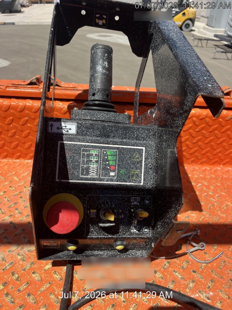 2022 JLG ES2632