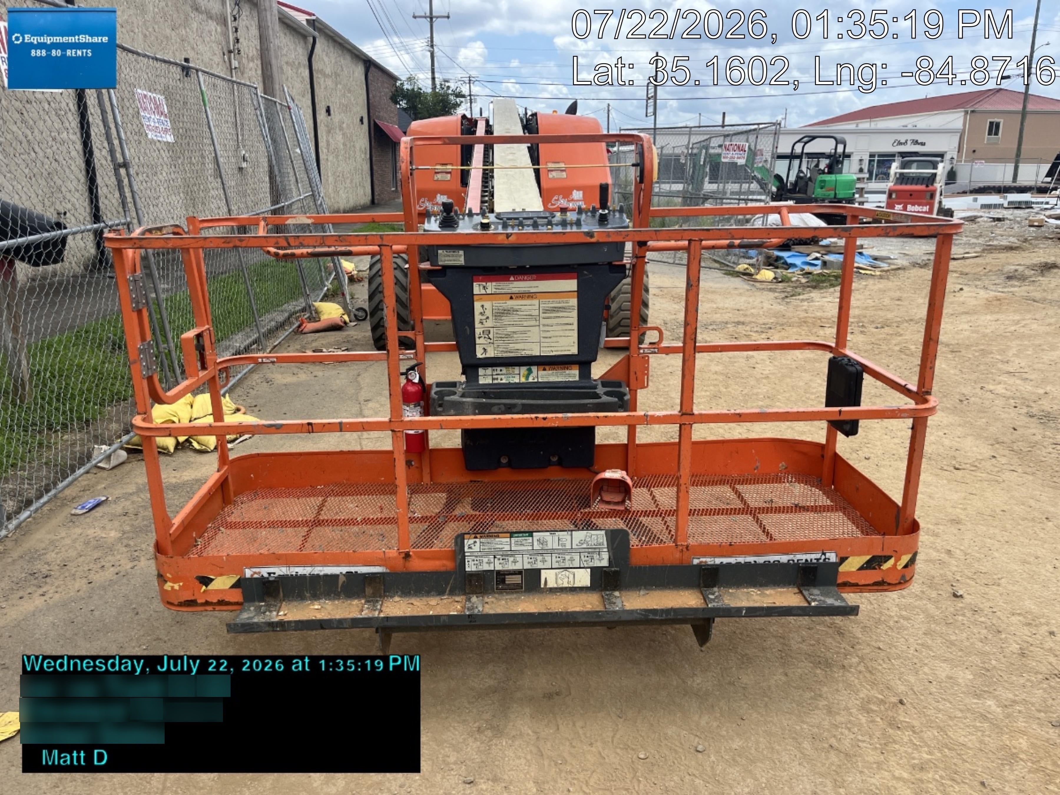 2021 JLG 600S