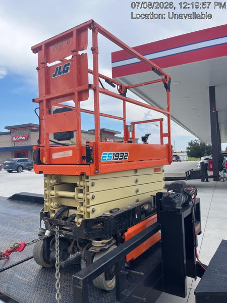 2022 JLG ES1932