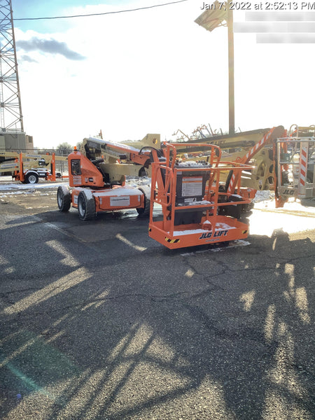 2021 JLG E450AJ