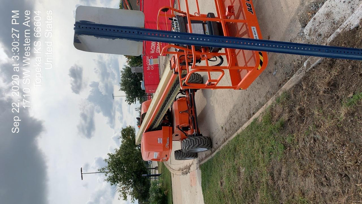 2020 JLG 600S