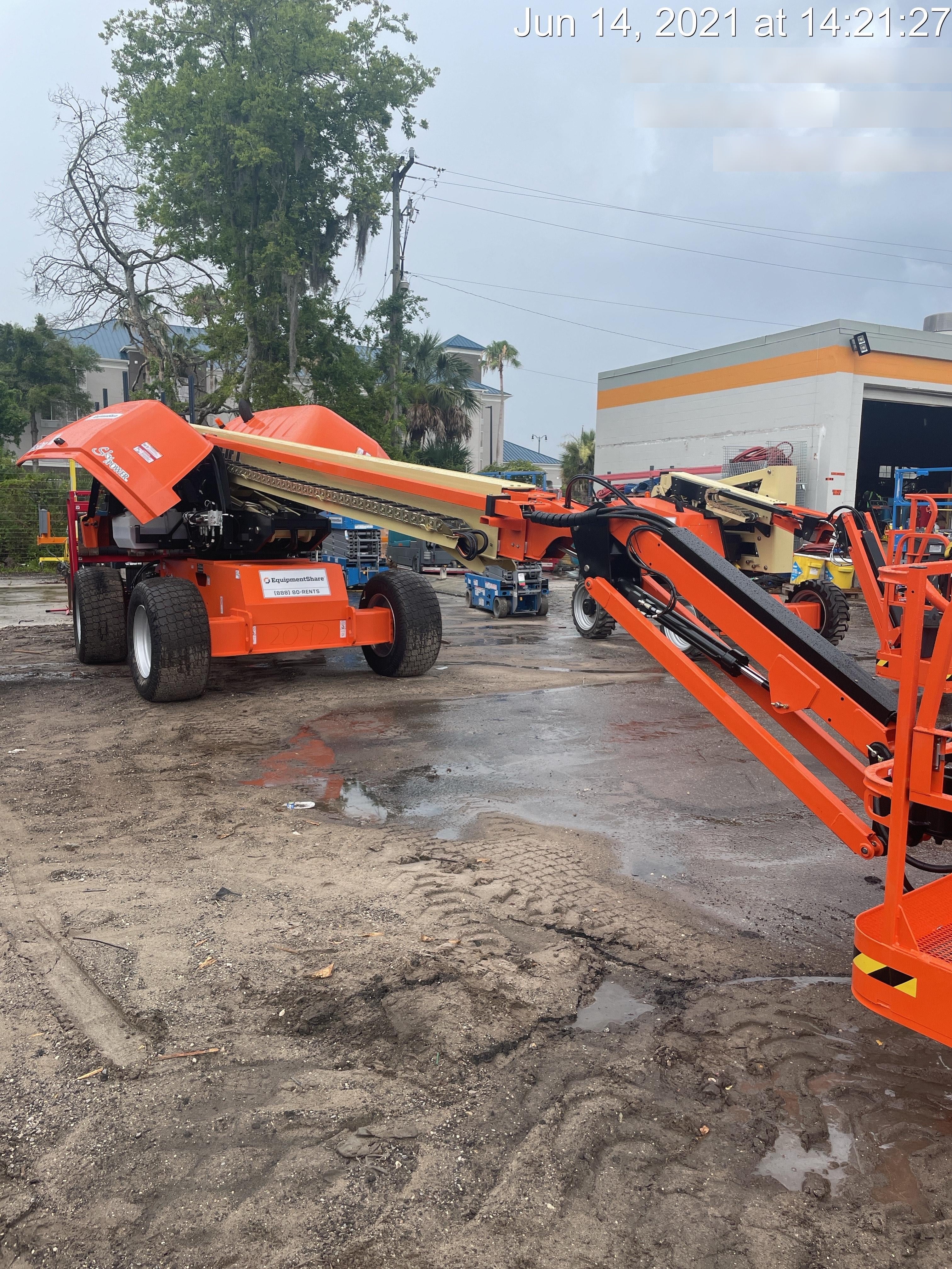 2021 JLG 660SJ
