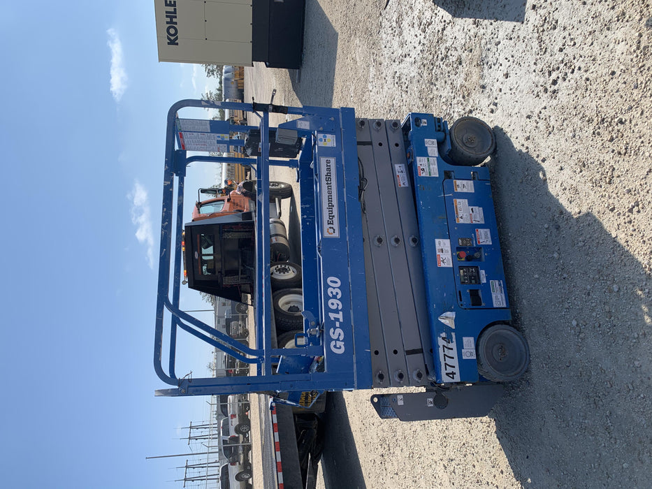 2019 Genie GS-1930 Fixed Rails with Chain Entry