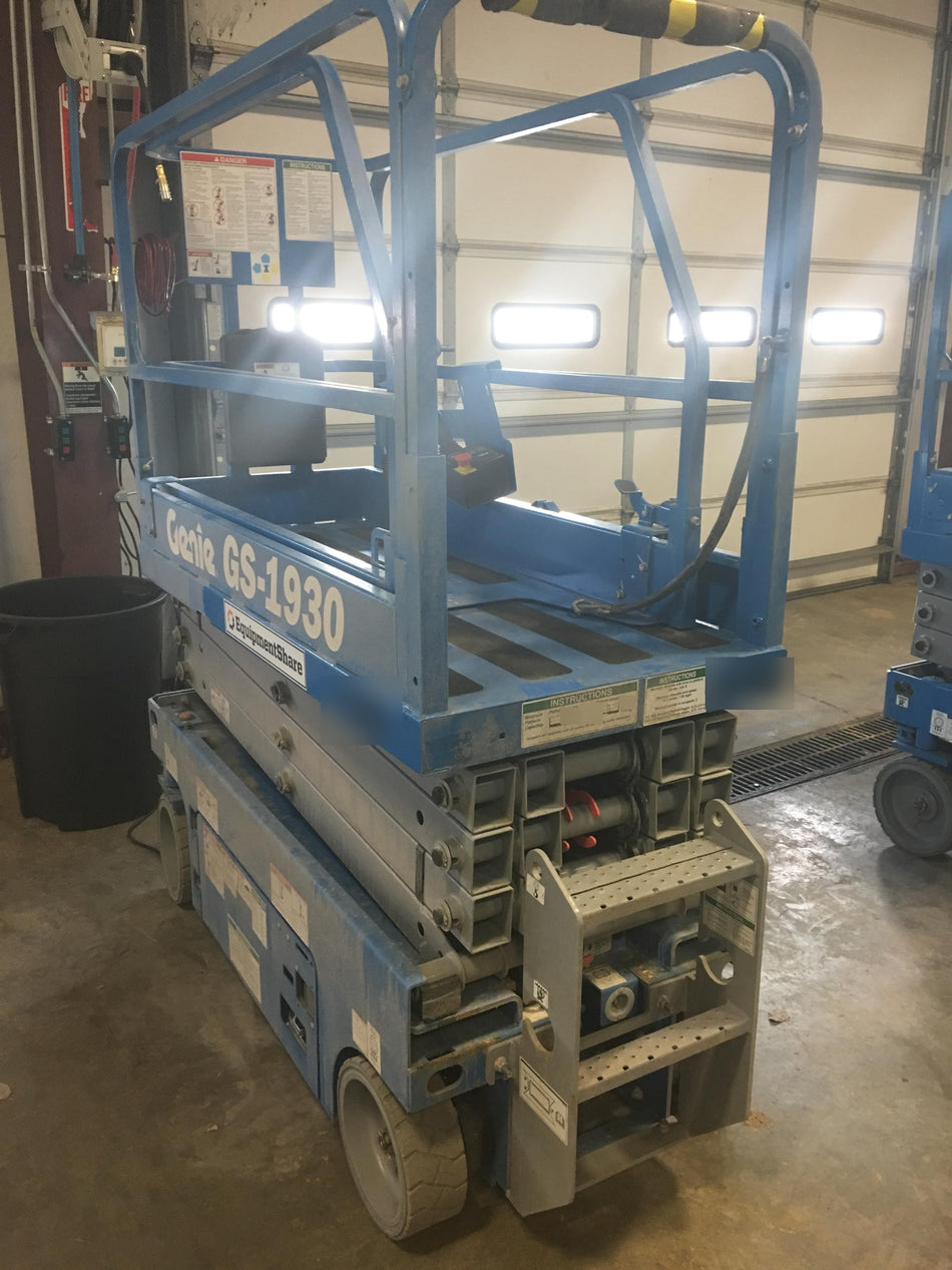 2018 Genie GS-1930 Genie GS-1930 w/Fixed Rail, Chain Entry