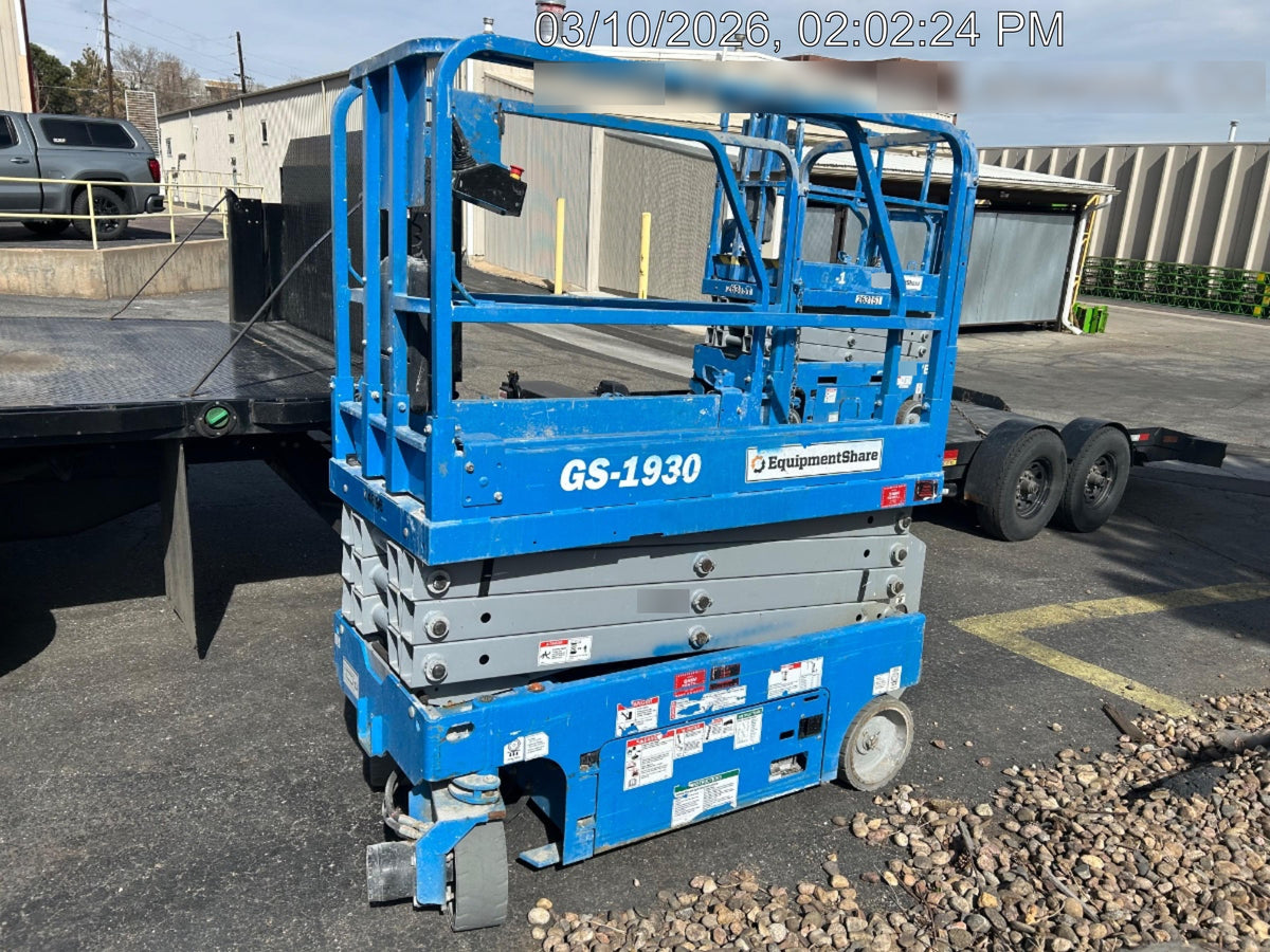 2020 Genie GS-1930 Fixed rails with chain entry gate - Pre A92.20