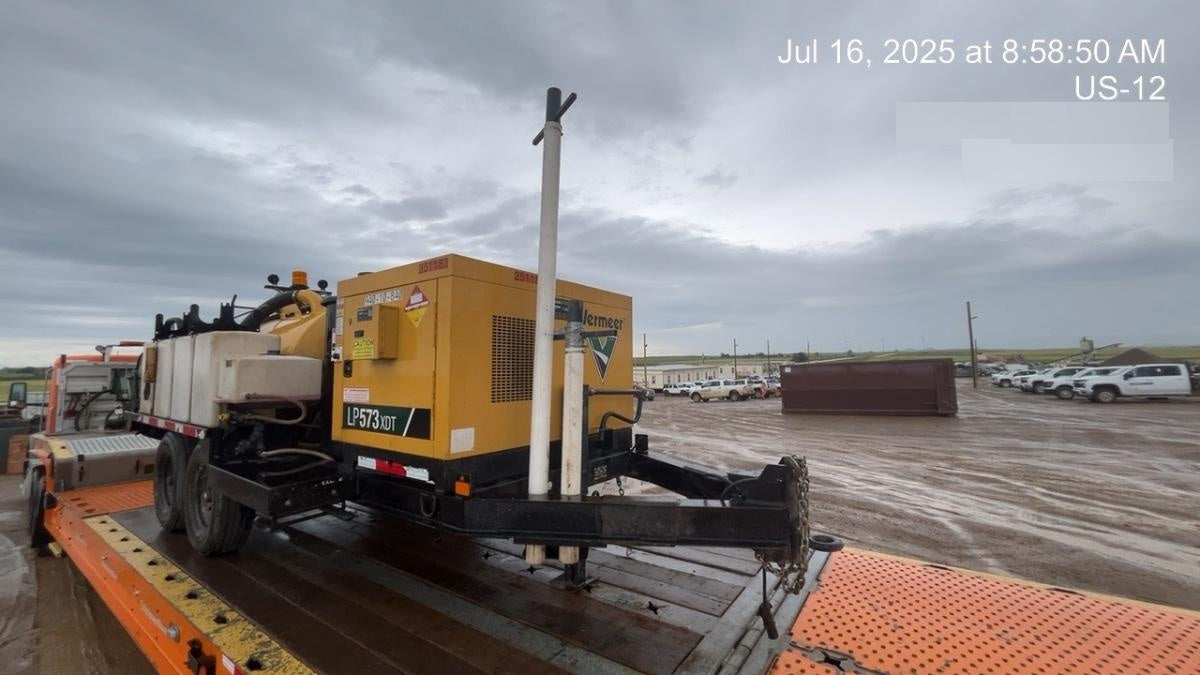 2022 Vac-Tron LP573XDT T4 Koehler Diesel Engine, 500 Gallon Debris Tank, x2 100 Gallon Water Tanks