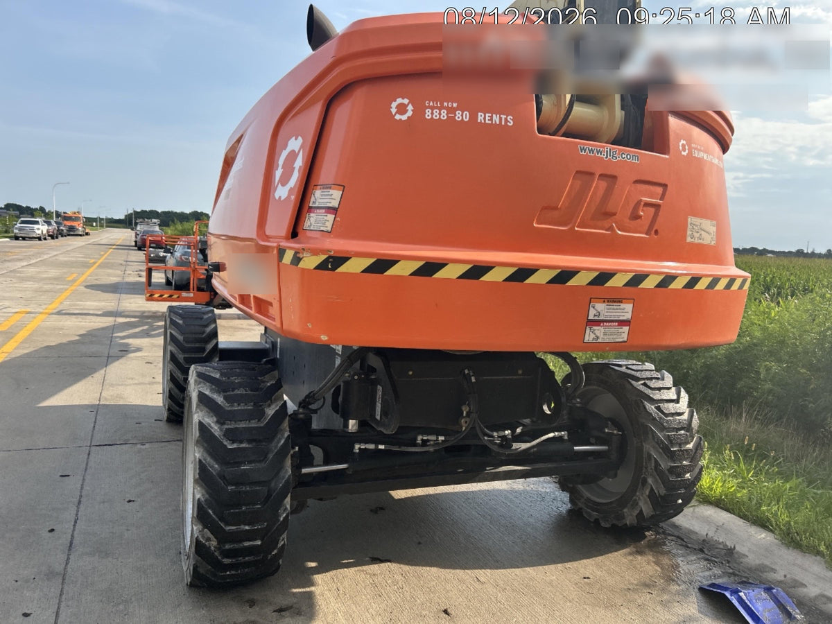 2023 JLG 660SJ