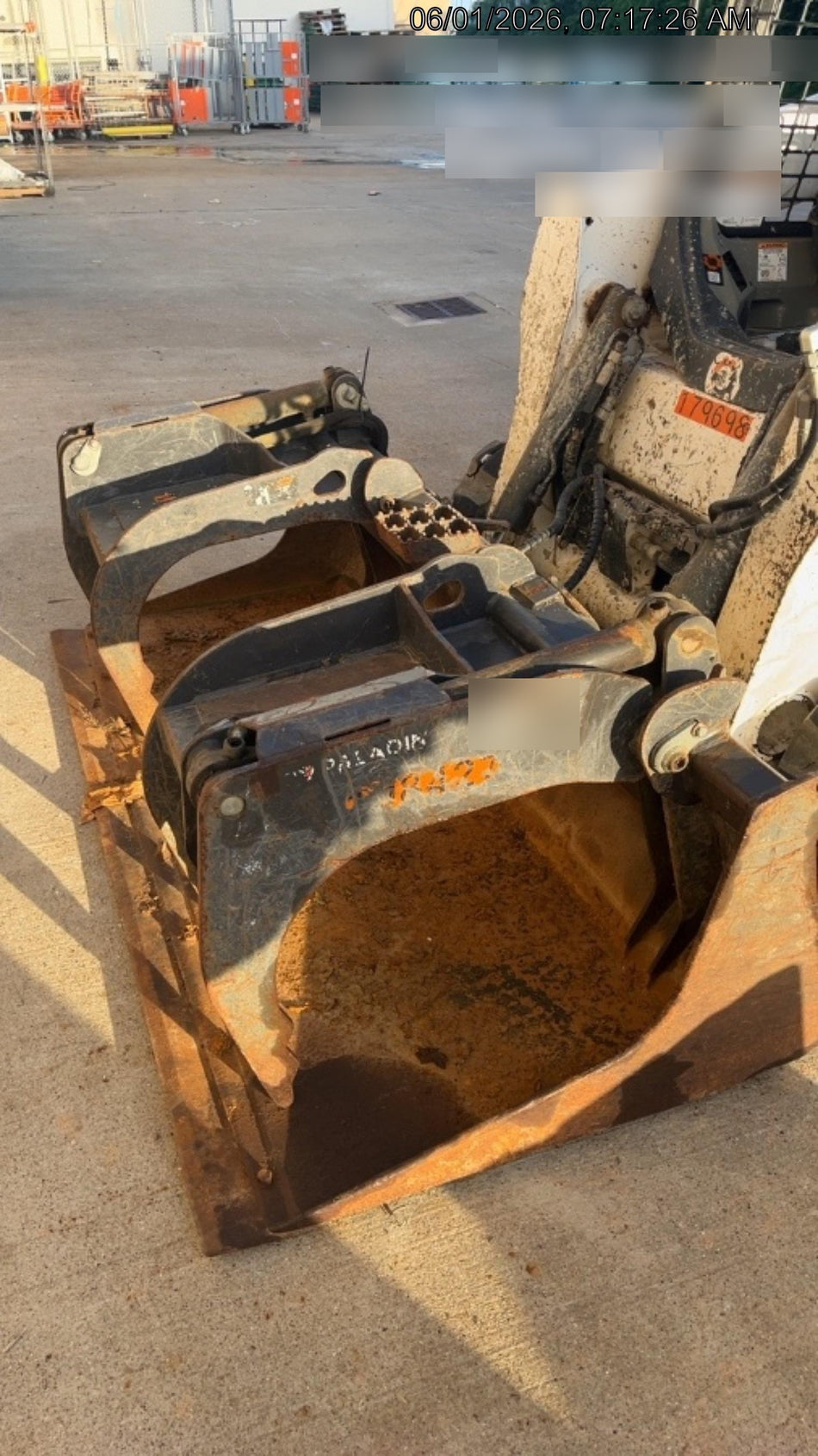 2020 PALADIN 76" Scrap Grapple Bucket - Paladin