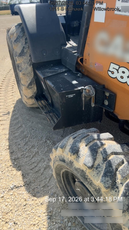 2021 CASE 588H