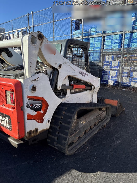 2025 JOHN DEERE 84" Bucket - John Deere