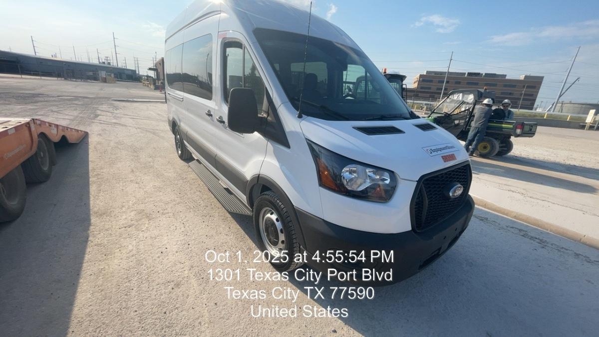 2024 FORD Transit 350 Rental