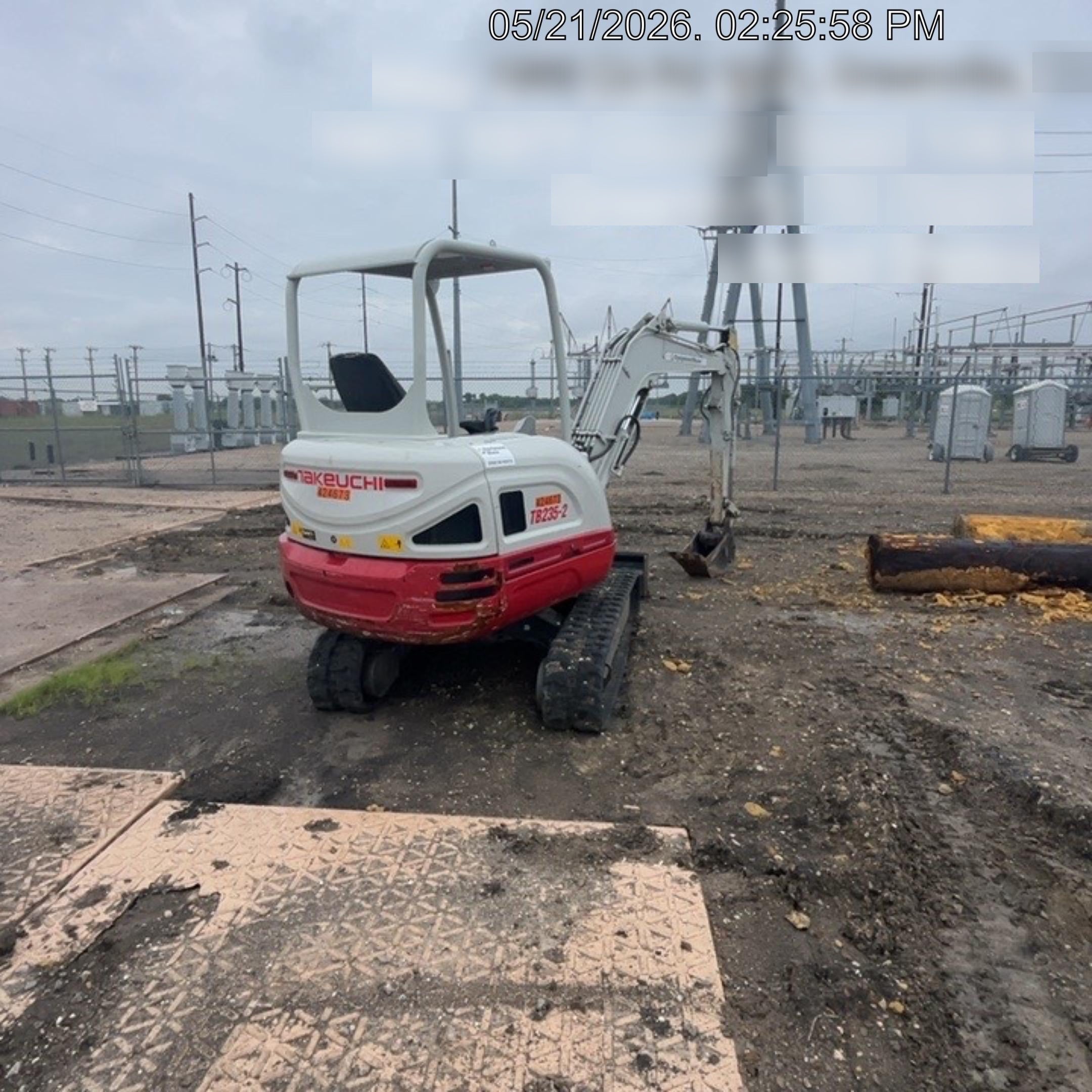 2024 TAKEUCHI TB235-2R