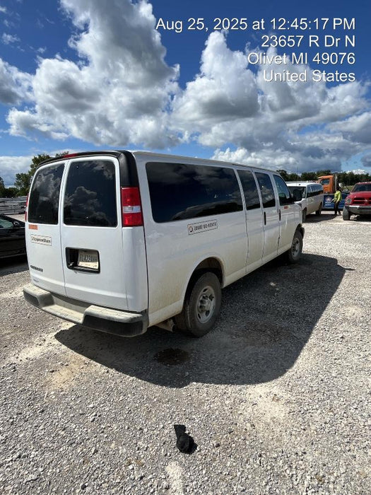 2025 CHEVROLET Express Van - Rental