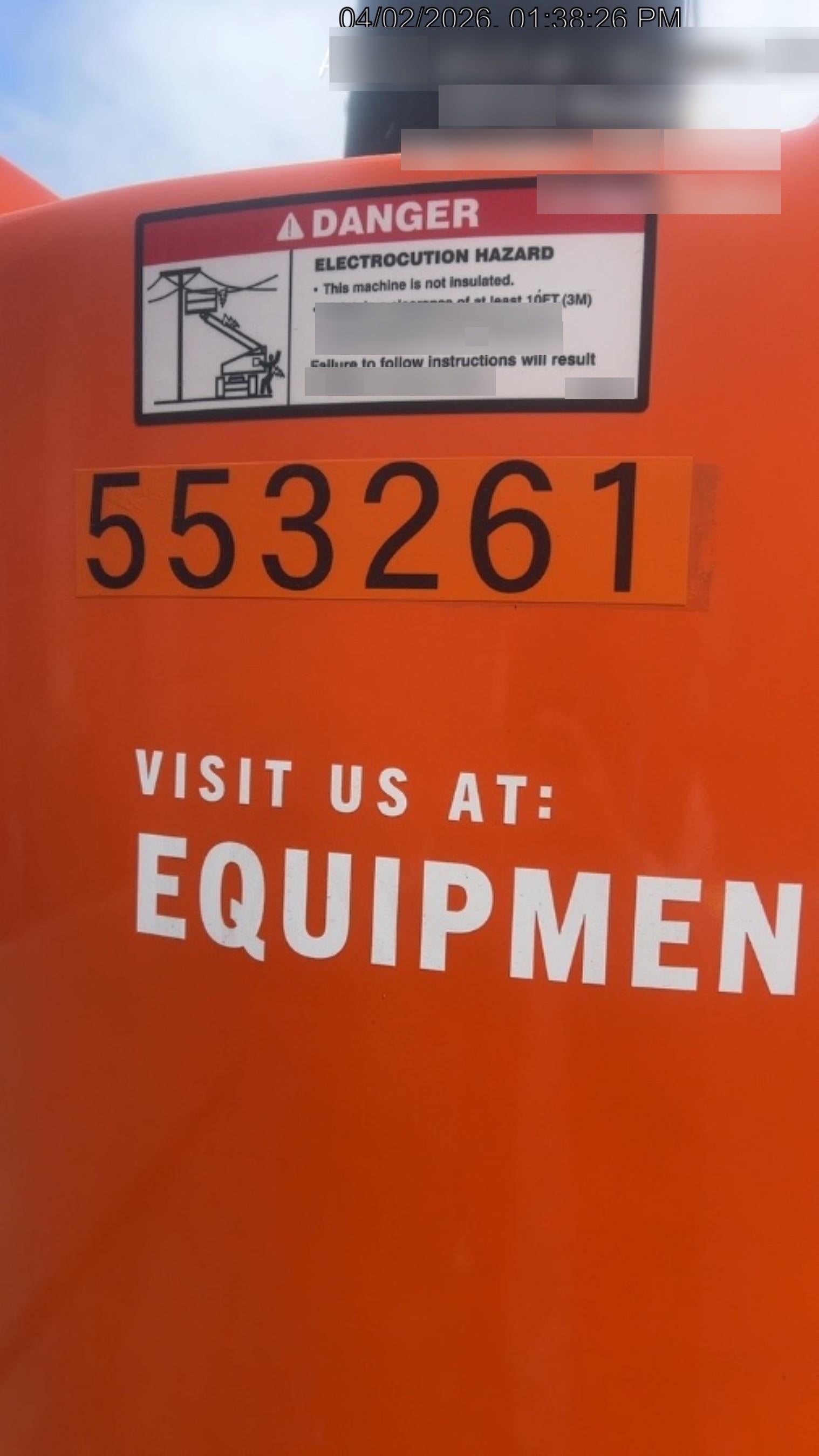 2025 JLG E300AJP