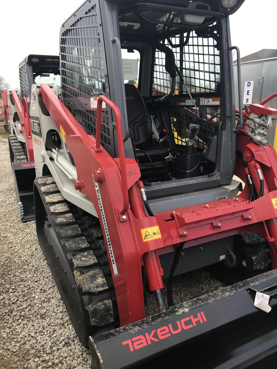 2022 TAKEUCHI TL8R2-CR