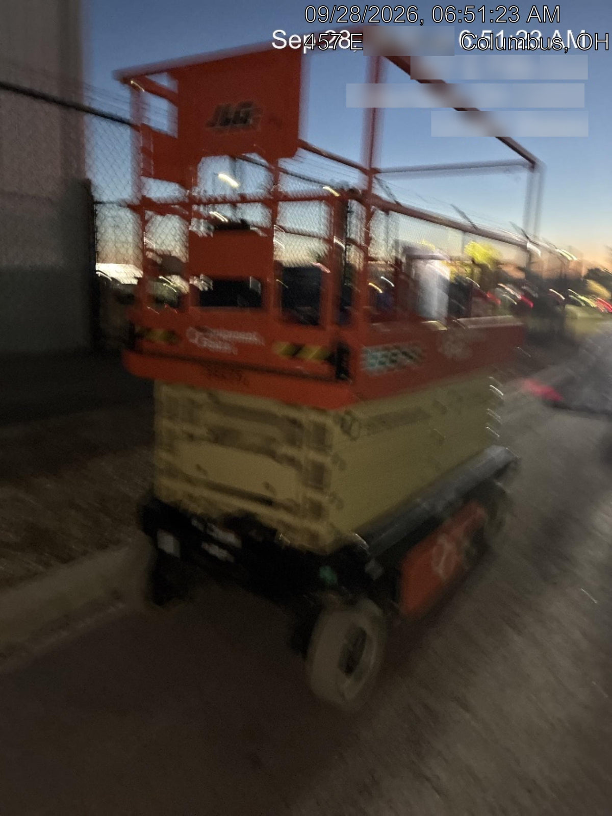 2022 JLG ES3246