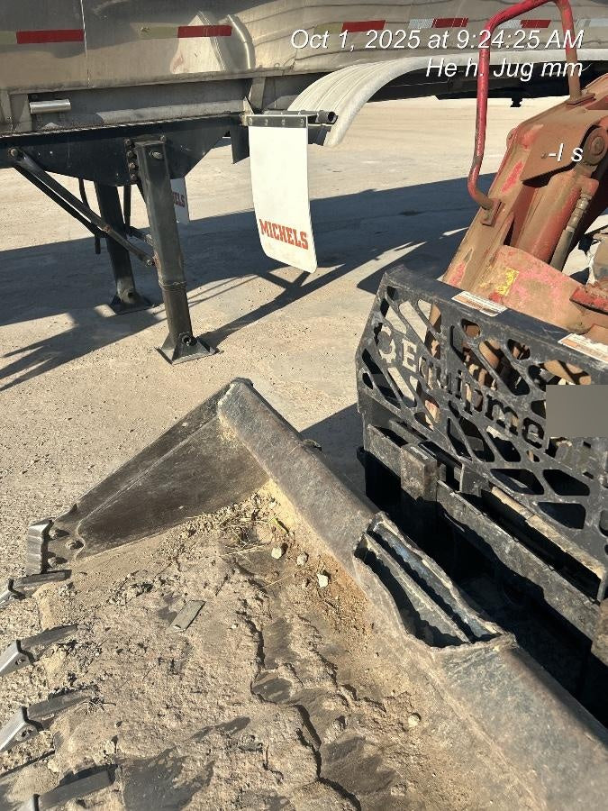 2022 PALADIN 48" Pallet Forks - Paladin