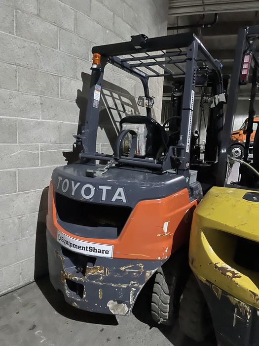 2022 TOYOTA 50-8FGU25