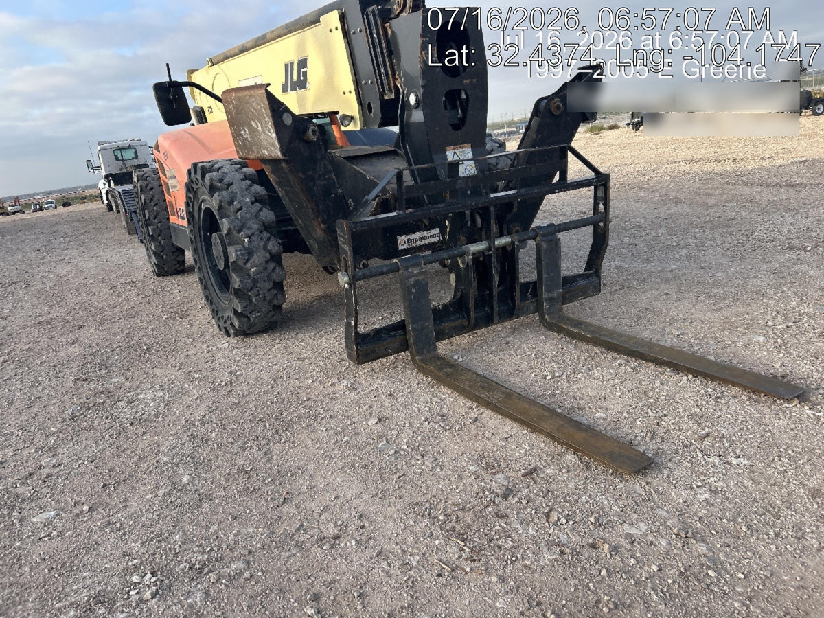 2019 JLG 1255