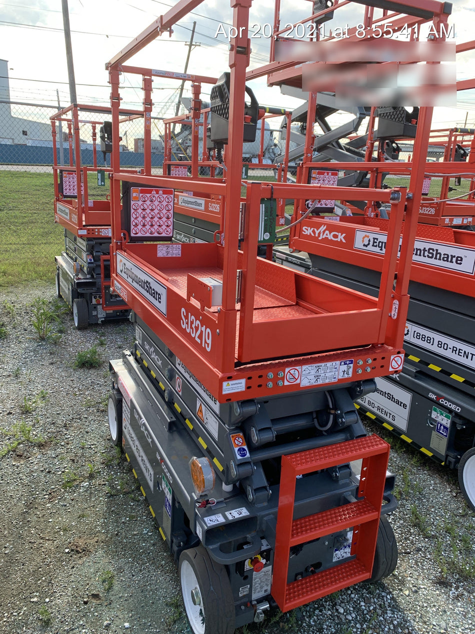 2021 SKYJACK SJ3219