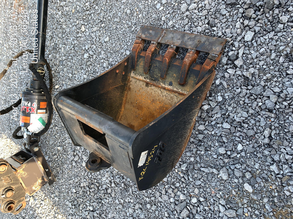 2020 Takeuchi TB250-2C Cab/Heat/Air, Rubber Tracks, Manual TAG QC