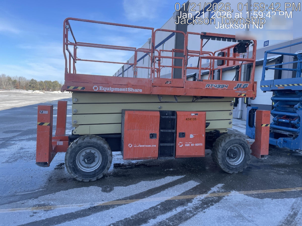 2024 JLG RT4394