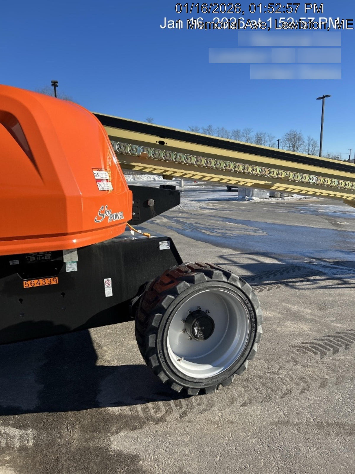 2025 JLG 660SJ