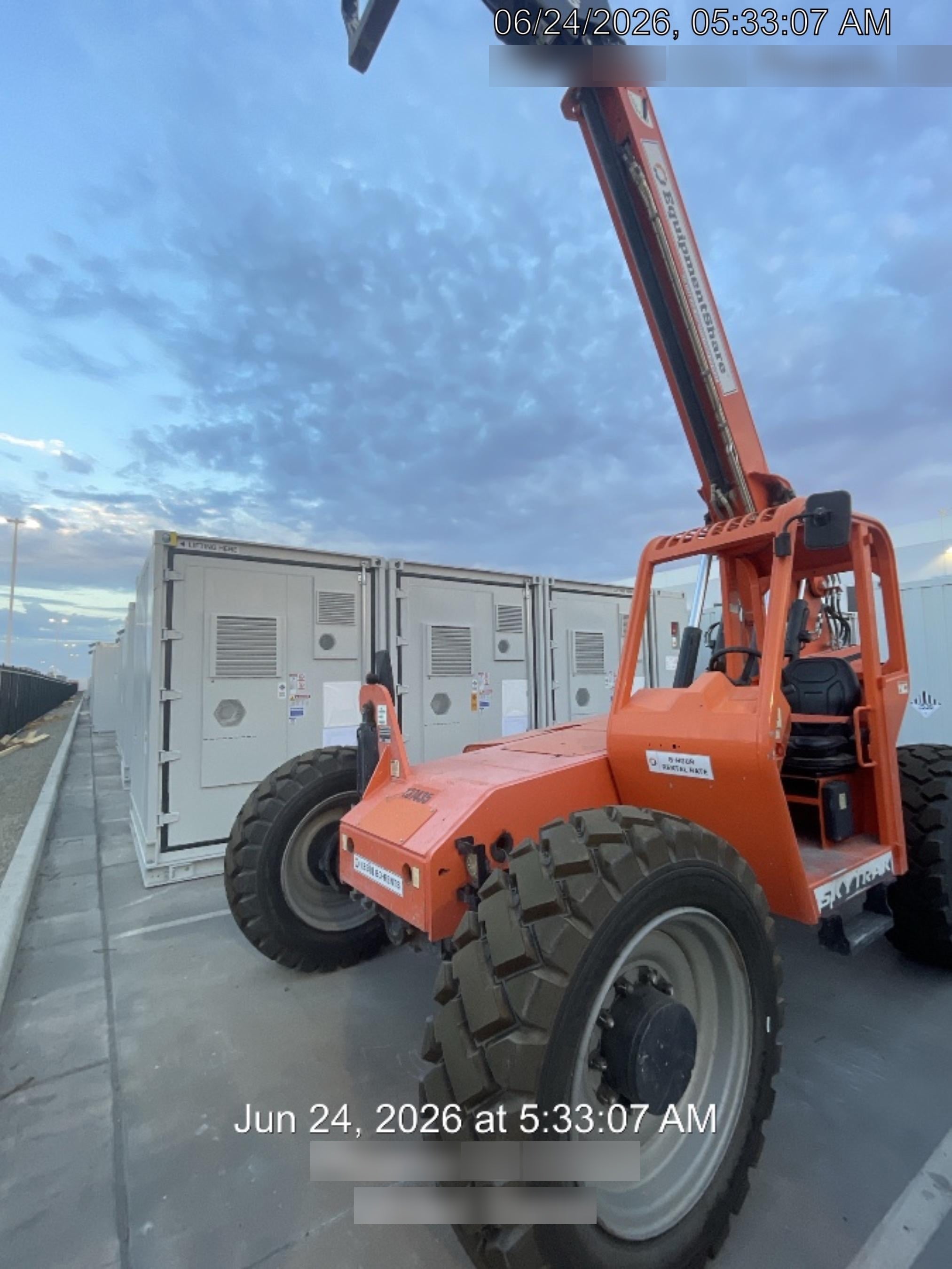 2021 JLG 6036