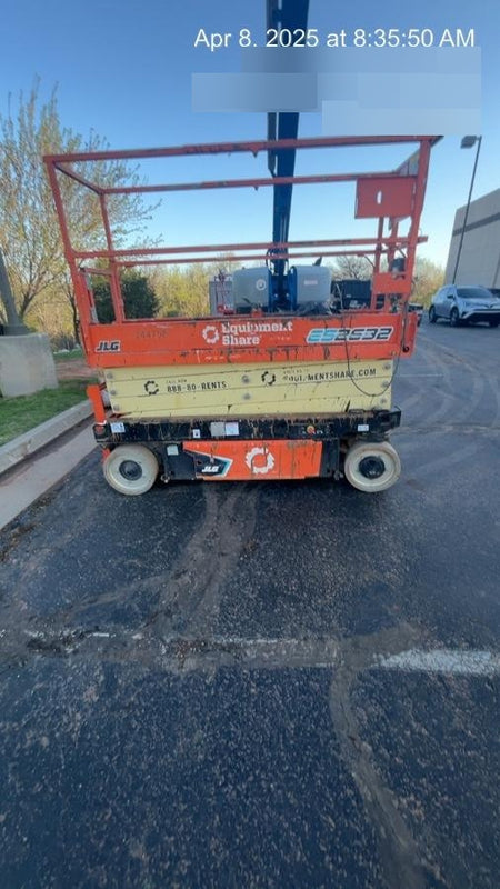 2022 JLG ES2632