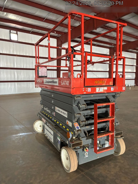 2022 SKYJACK SJ4740