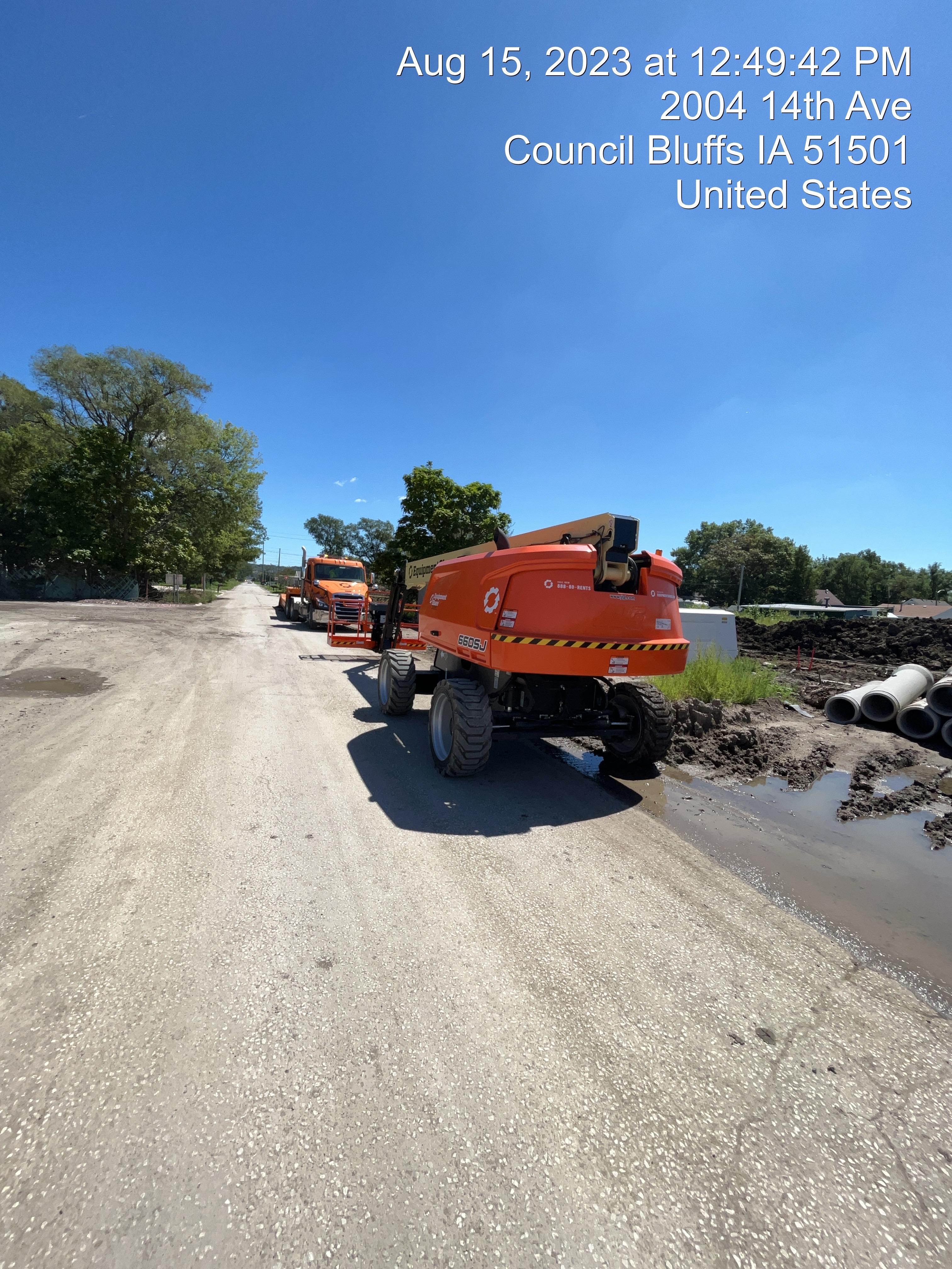 2023 JLG 660SJ