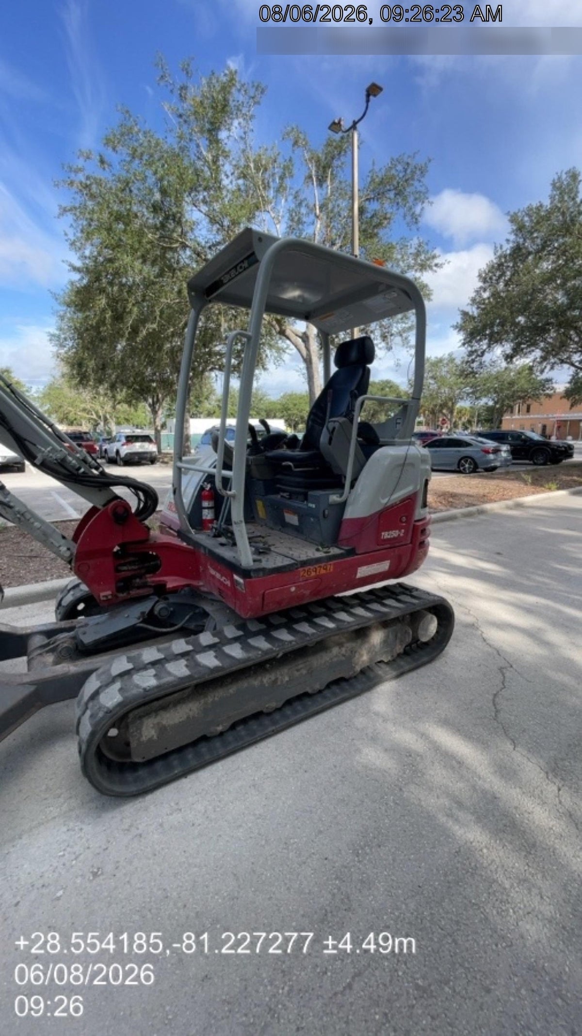 2022 TAKEUCHI TB250-2R