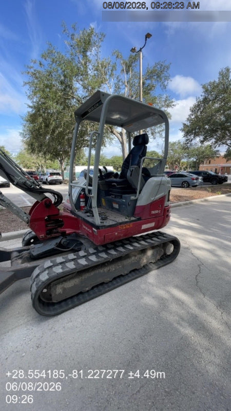 2022 TAKEUCHI TB250-2R