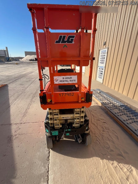 2021 JLG ES1932