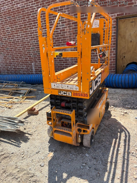 2023 JCB S1930E